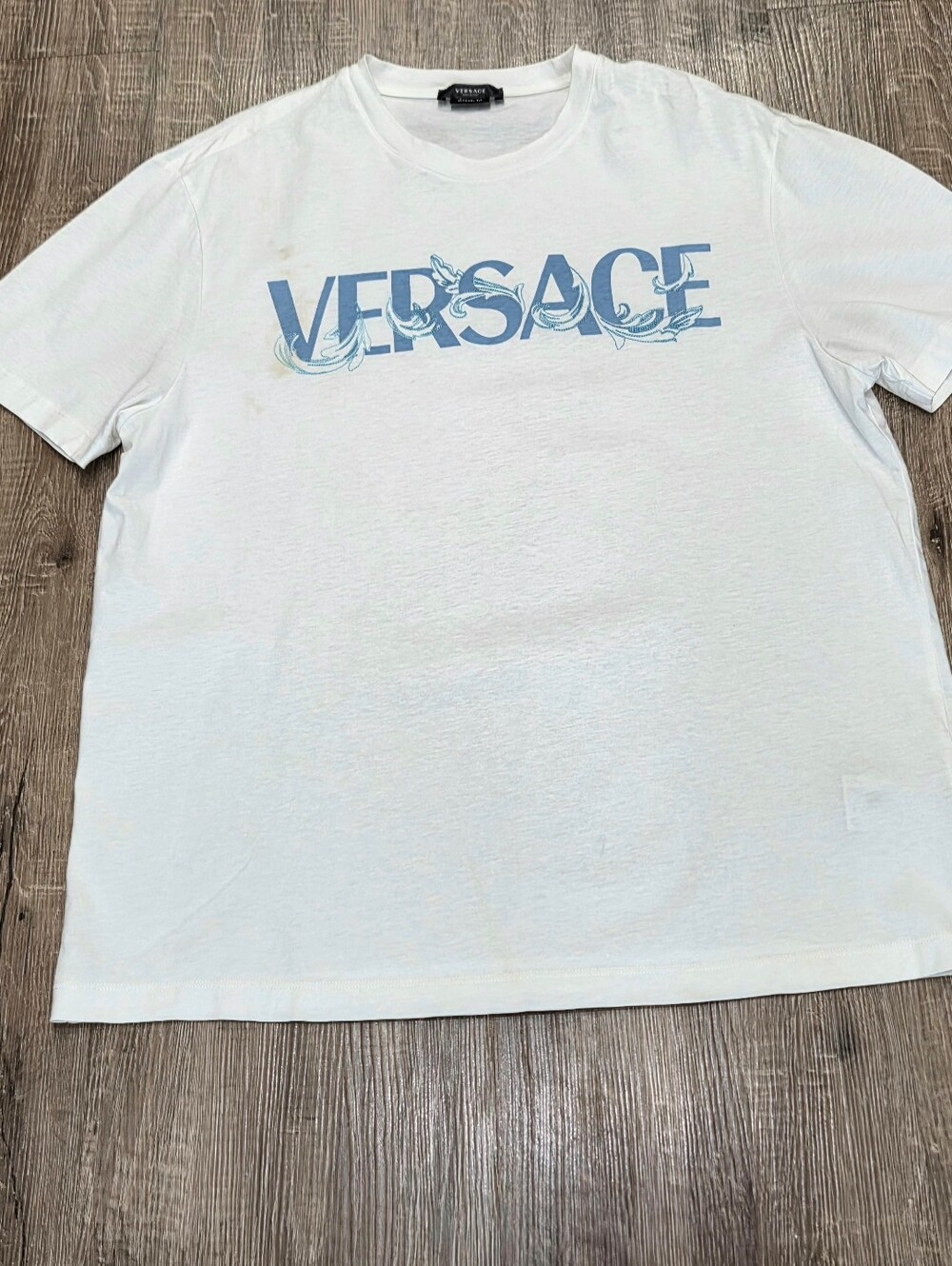 Versace Men's Preowned White Barocco Logo Short Sleeve Crewneck T-Shirt Size XL.